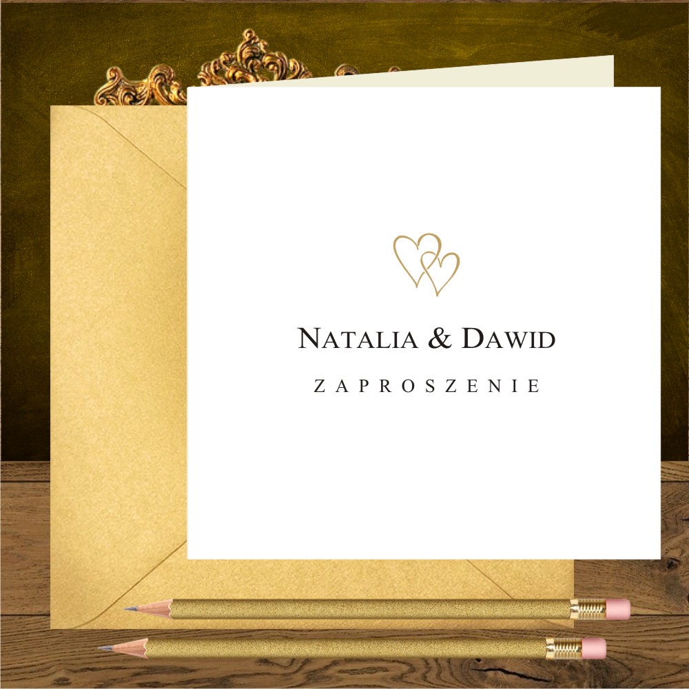 Ekonomiczne - Zaproszenia ślubne minimalistyczne z dwoma złotymi serduszkami
